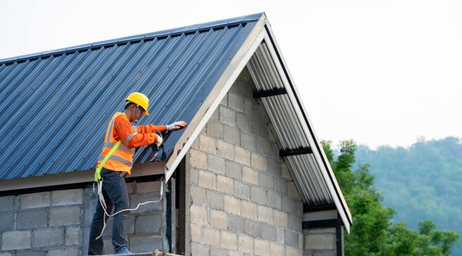 Professional residential roofers in North Star, MI